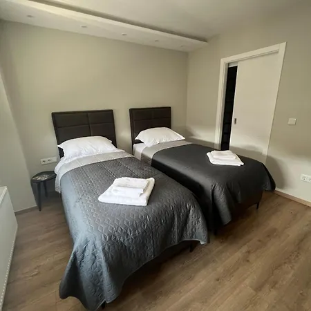 Bella Mela * טוזלה